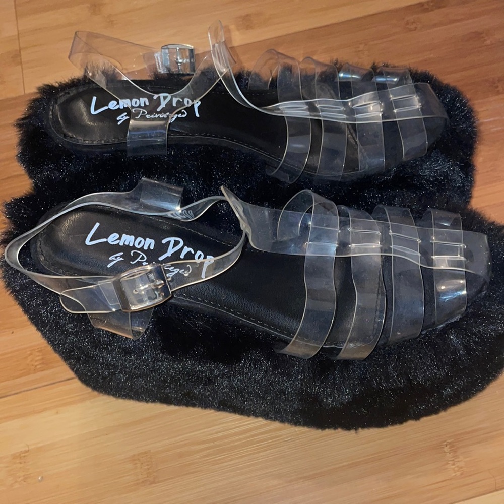 Furry platform sandals Zahara Lemon Drop Dollskill